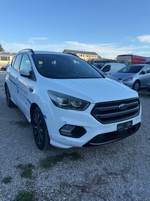 Ford Kuga 2.0 TDCi 4x4 ST-Line
